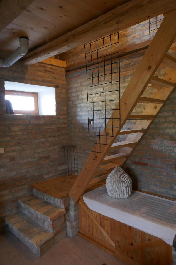 Апартаменты House Of Lovra Knezevi Vinogradi Экстерьер фото